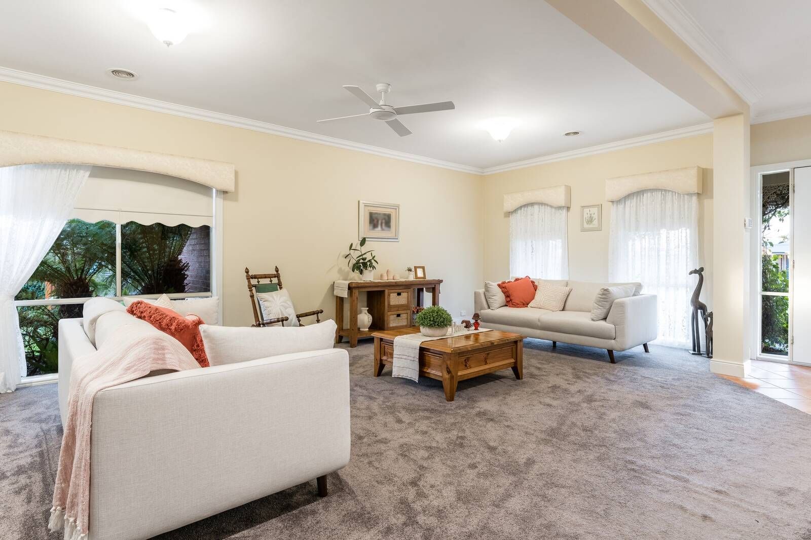 17 Fabian Place, Leopold VIC 3224, Image 2