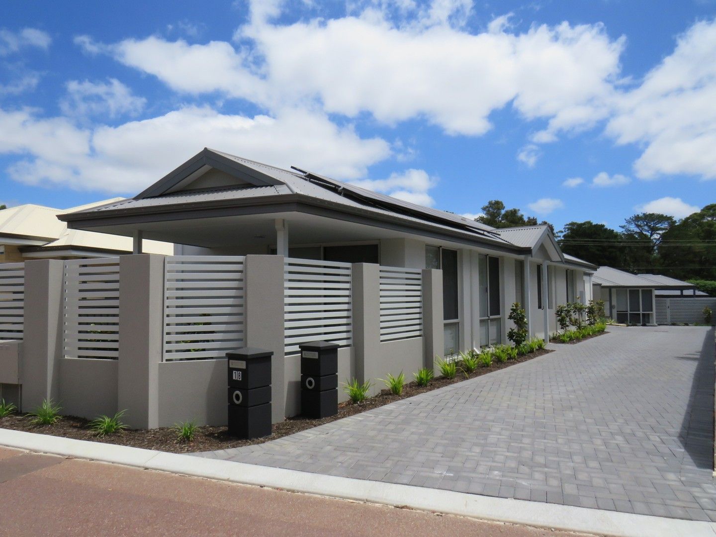 3 bedrooms House in 18 Swindells Lane KALAMUNDA WA, 6076