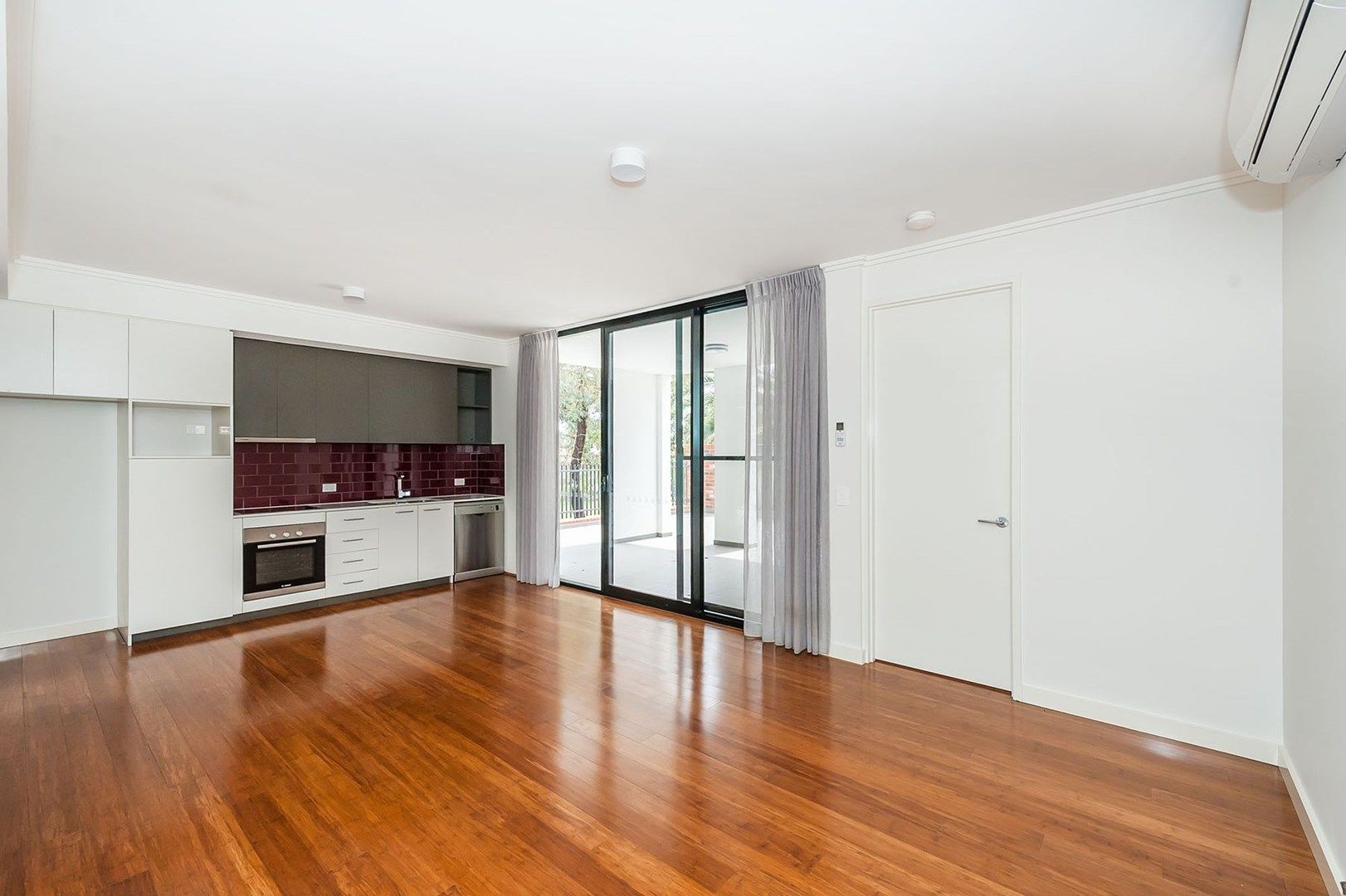 3 bedrooms Apartment / Unit / Flat in 19/99 Palmerston Street PERTH WA, 6000