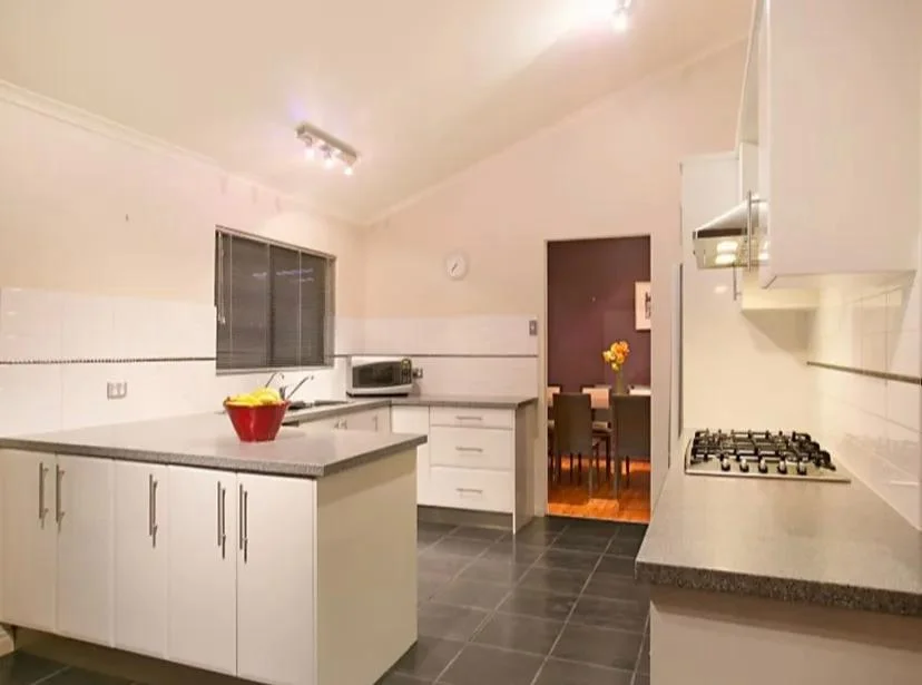 Primary image of 8 Janette Place, Grange SA 5022