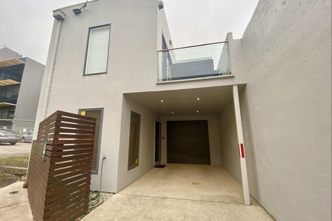 Picture of 8 Collins Place, GEELONG VIC 3220
