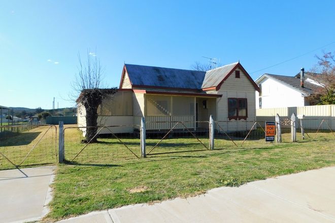 Picture of 77 EDWARDS ST, COONABARABRAN NSW 2357