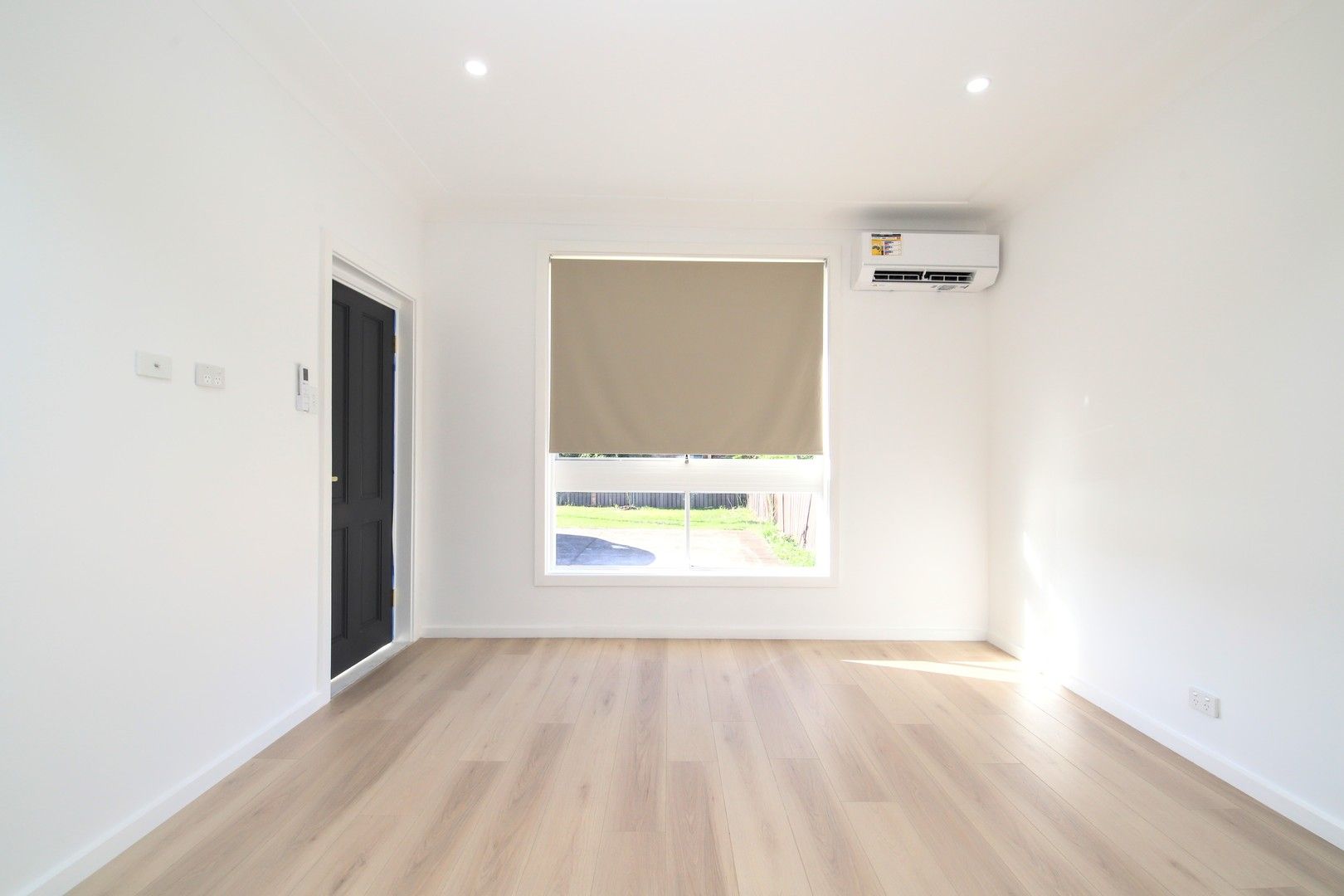 3 bedrooms House in 922 Hume Highway BASS HILL NSW, 2197