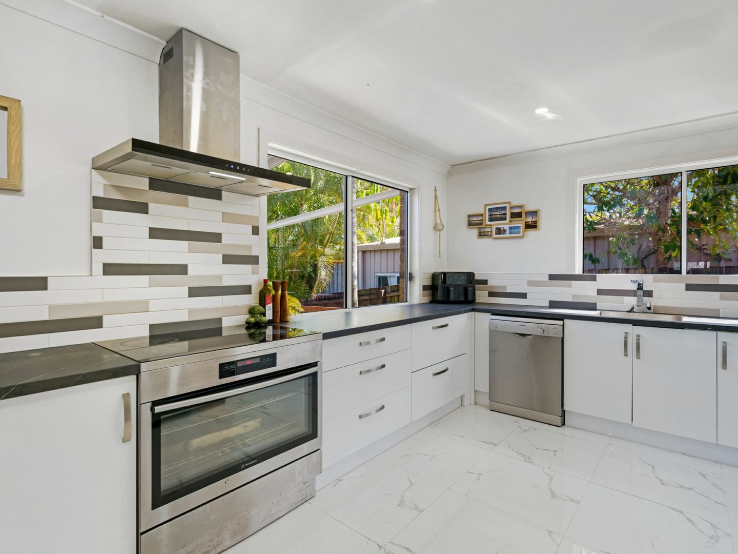 31 Plateau Crescent, Carrara QLD 4211, Image 1