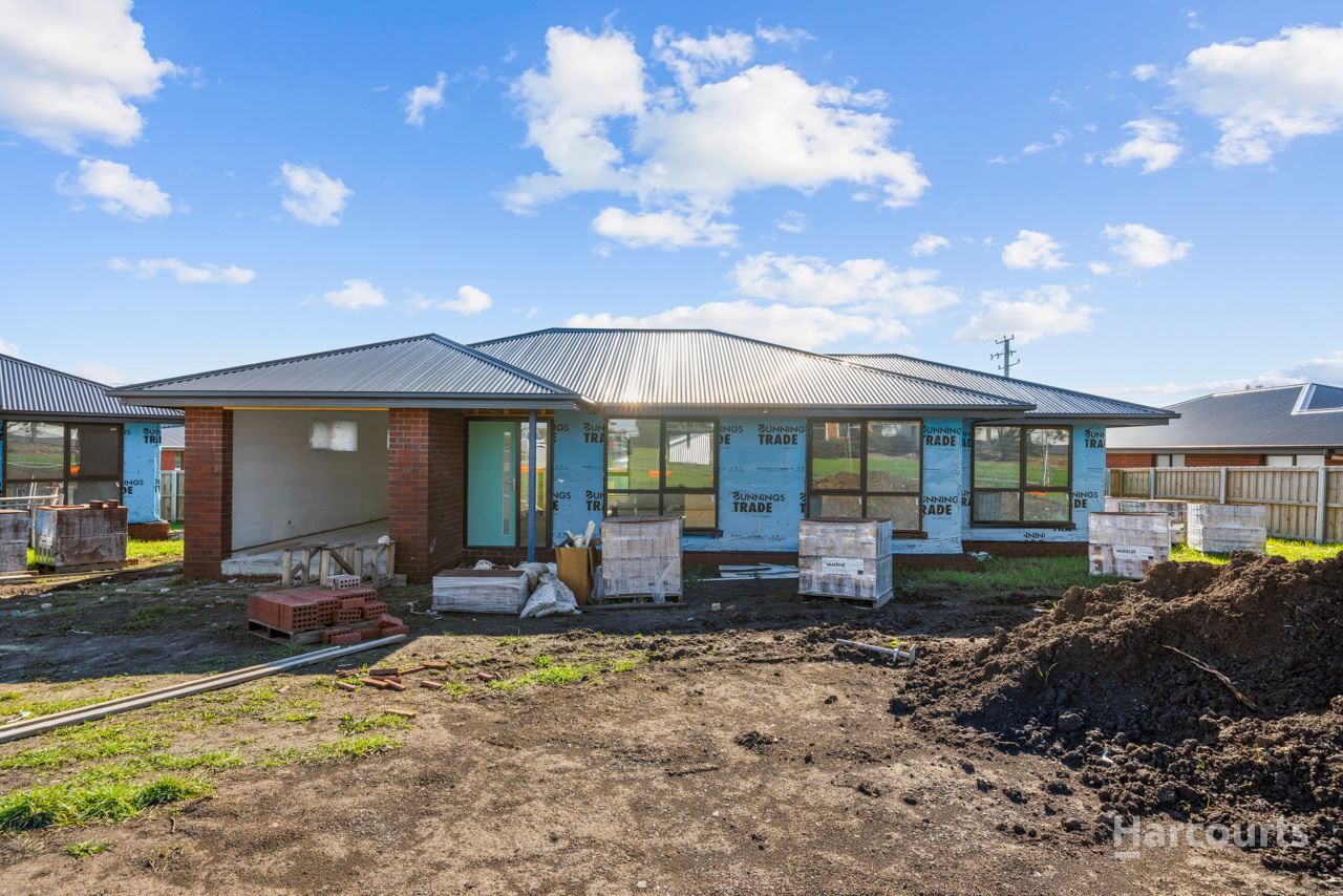 Units 2+3/14 The Circle, Sorell TAS 7172, Image 1