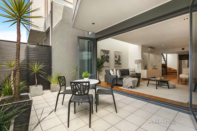 Picture of 2/6 Talbot Road, STRATHMORE VIC 3041