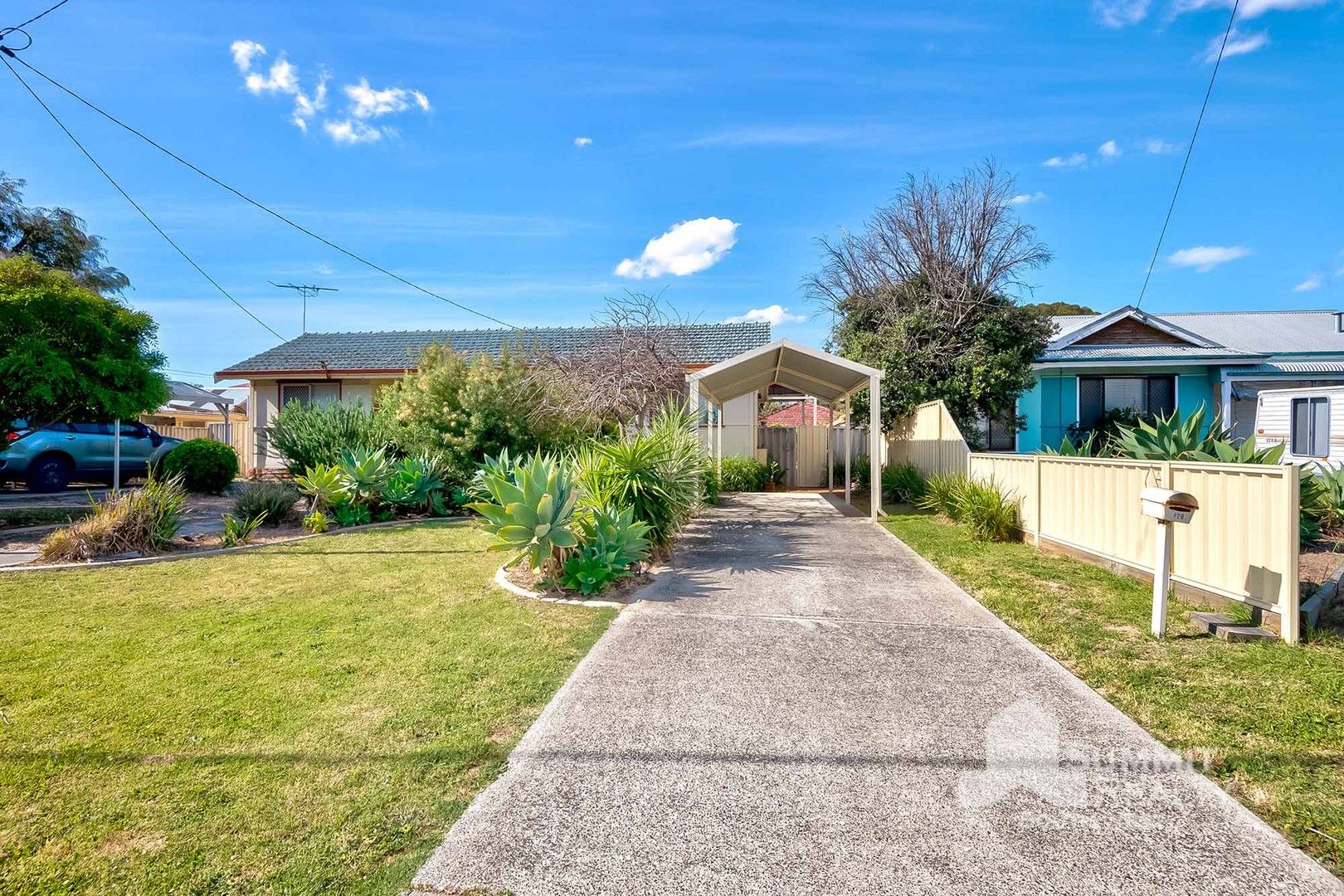1 bedrooms House in 2/42 Balgore Way CAREY PARK WA, 6230