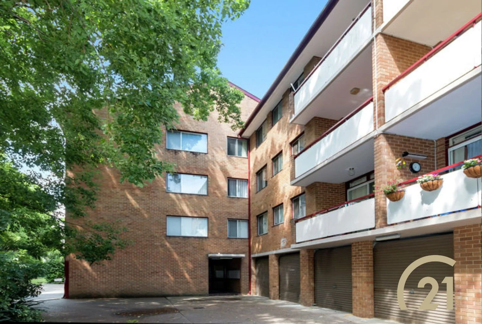 56/127 The Crescent, Fairfield NSW 2165