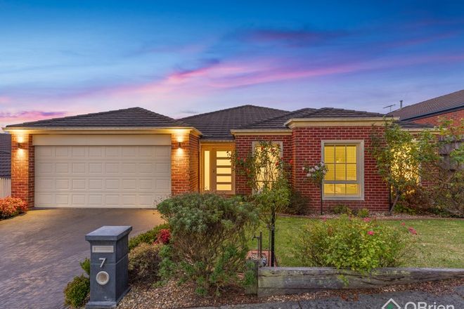 Picture of 7 Highton Court, BEACONSFIELD VIC 3807