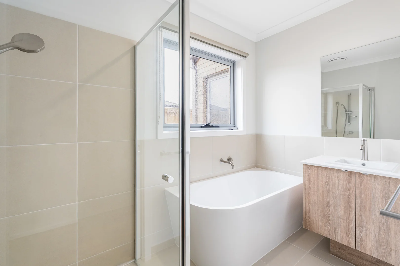 Additional image 5 of 54 Penstone Crescent, Lara VIC 3212