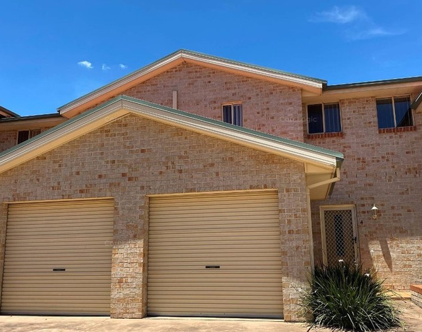 4/24 Spica Place, Quakers Hill NSW 2763