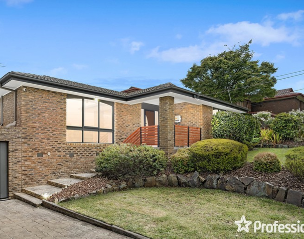 5 Ross Pincott Drive, Mooroolbark VIC 3138