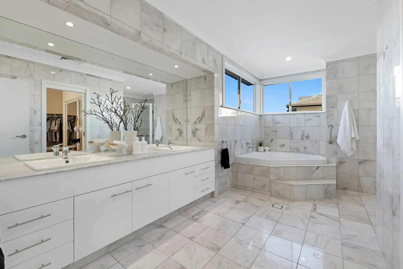 Additional image 21 of 5332 Marine Drive North, Sanctuary Cove QLD 4212