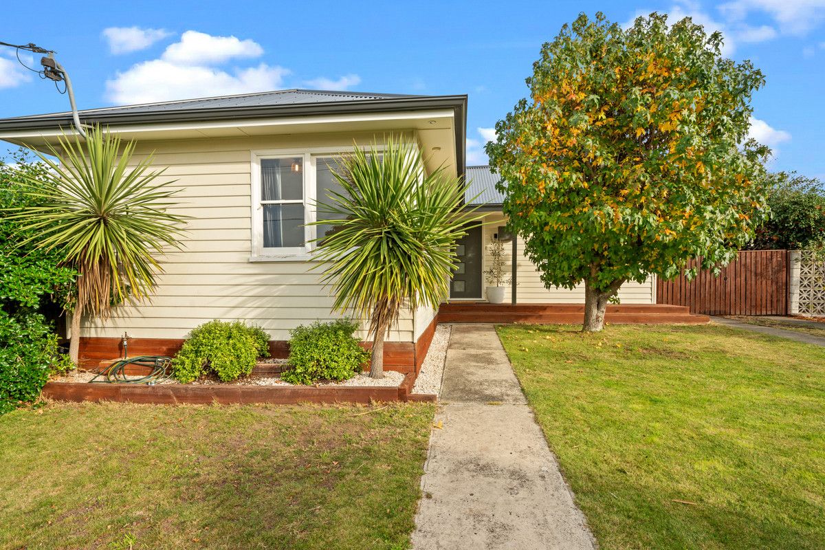 3 bedrooms House in 4 Keynsham Road CLAREMONT TAS, 7011