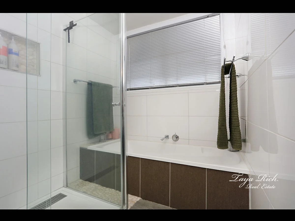 Additional image 23 of 18 Colonsay Crescent, Merrimac QLD 4226