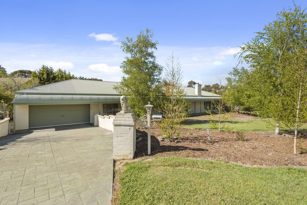 5 Samuel Court, Woodend VIC 3442, Image 0