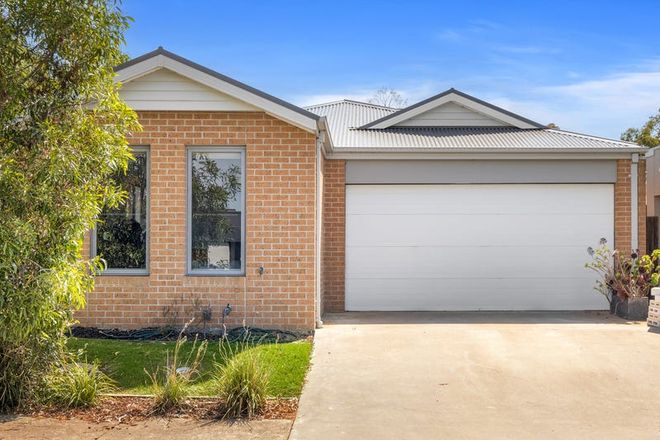 Picture of 1 Shiraz Way, PAKENHAM VIC 3810