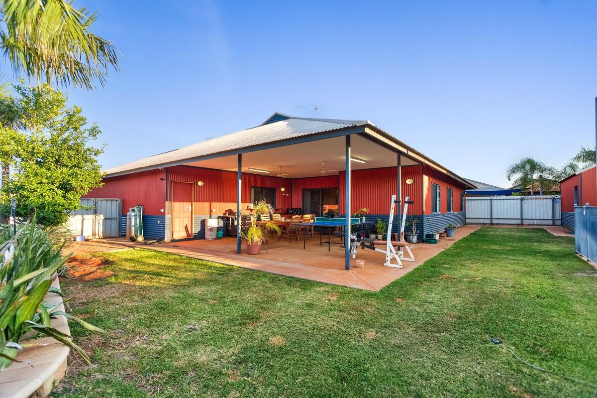 7 Cox Close, Baynton WA 6714, Image 2