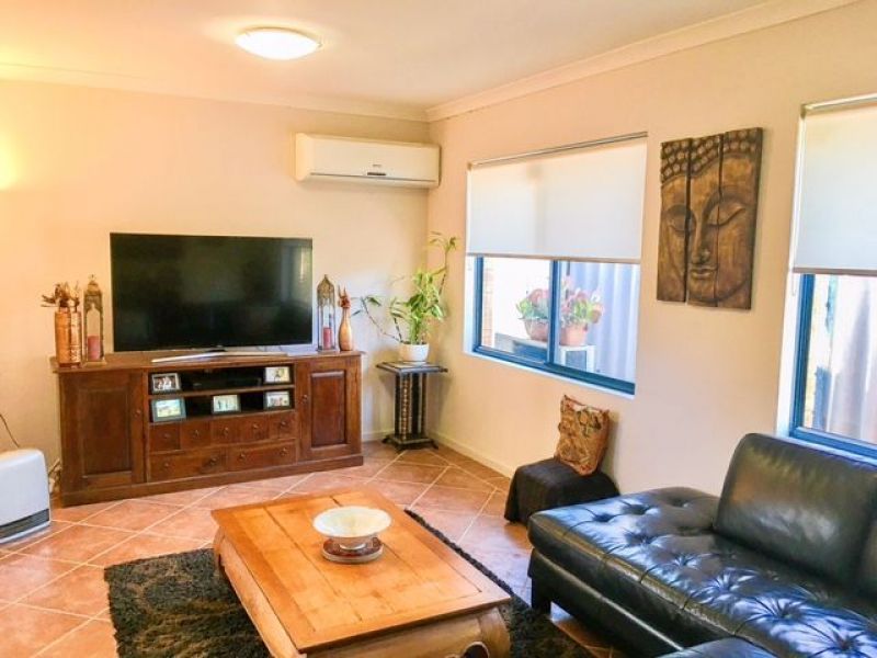 3 bedrooms Townhouse in 4/8 Lichfield Street VICTORIA PARK WA, 6100