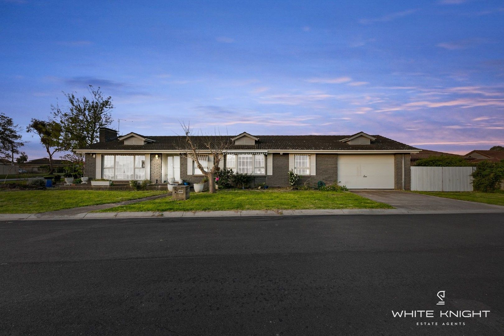 4 bedrooms House in 15 Honour Avenue WYNDHAM VALE VIC, 3024