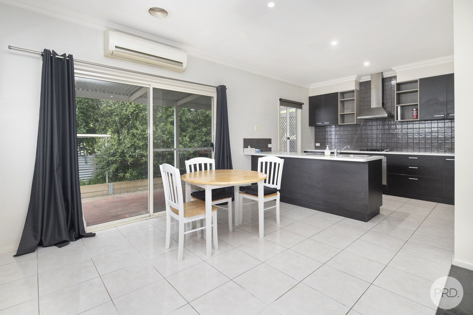10 Comb Street, Soldiers Hill VIC 3350, Image 2