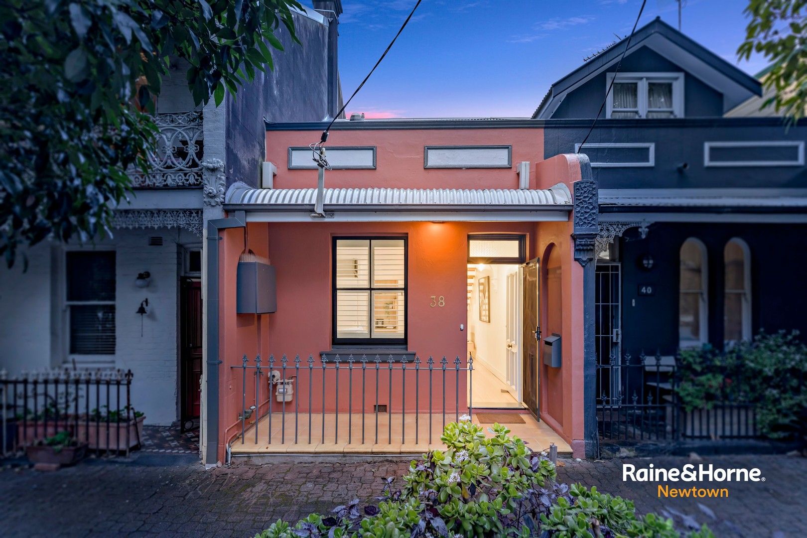 2 bedrooms House in 38 Rose Street CHIPPENDALE NSW, 2008