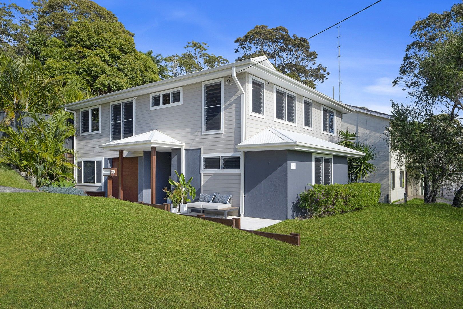 4 bedrooms House in 30 Mermaid Drive BATEAU BAY NSW, 2261