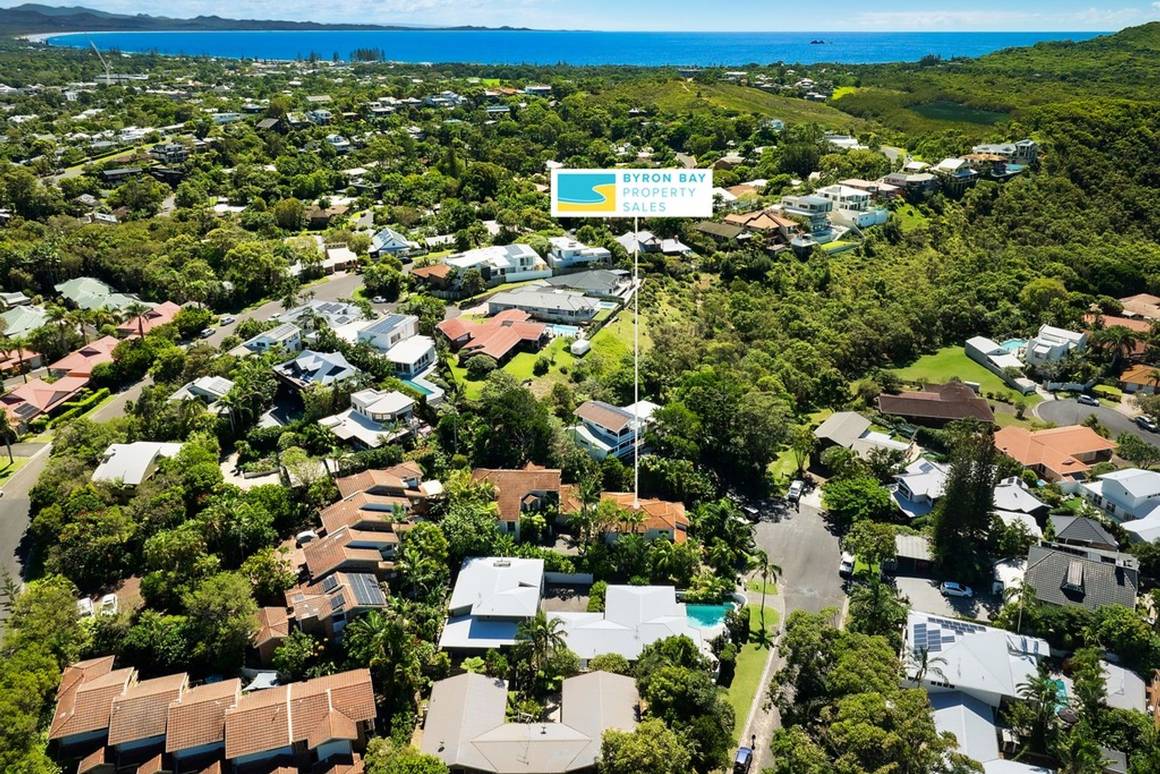 Picture of 1 & 2/2 Osprey Court, BYRON BAY NSW 2481