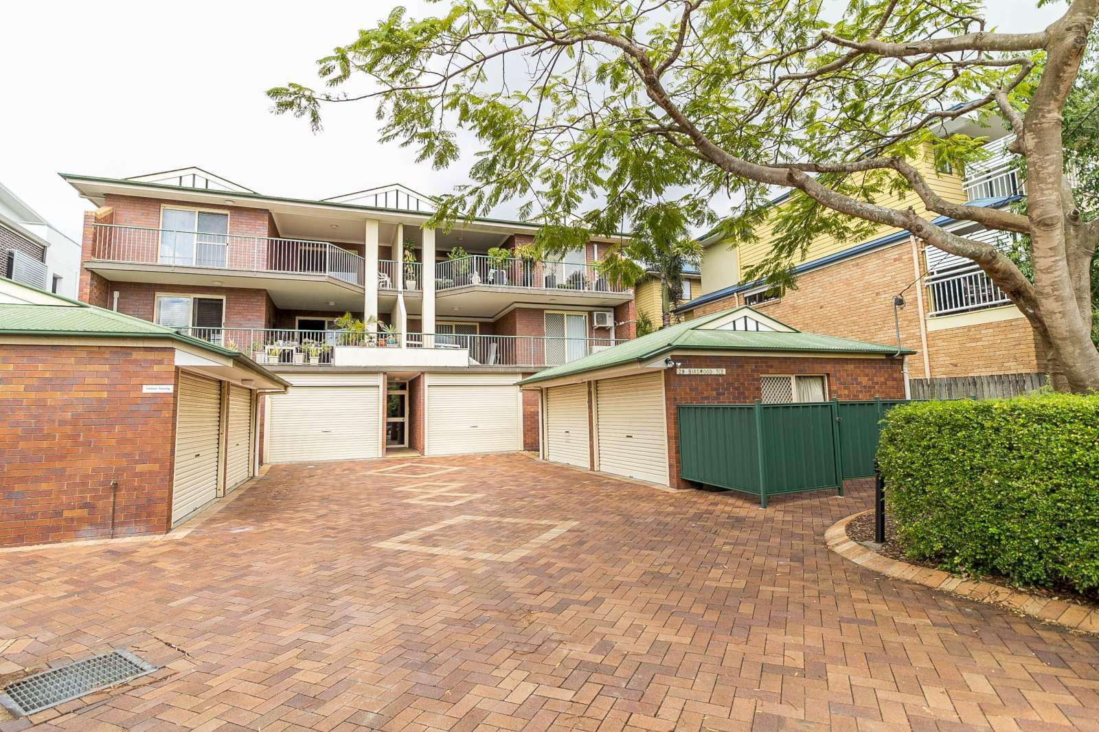 2 bedrooms Apartment / Unit / Flat in 1/29 Birdwood Street COORPAROO QLD, 4151