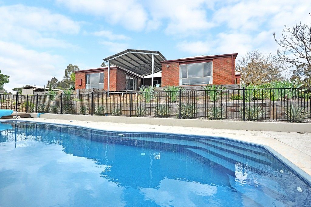 4 Wise Street, Elmhurst VIC 3469, Image 0