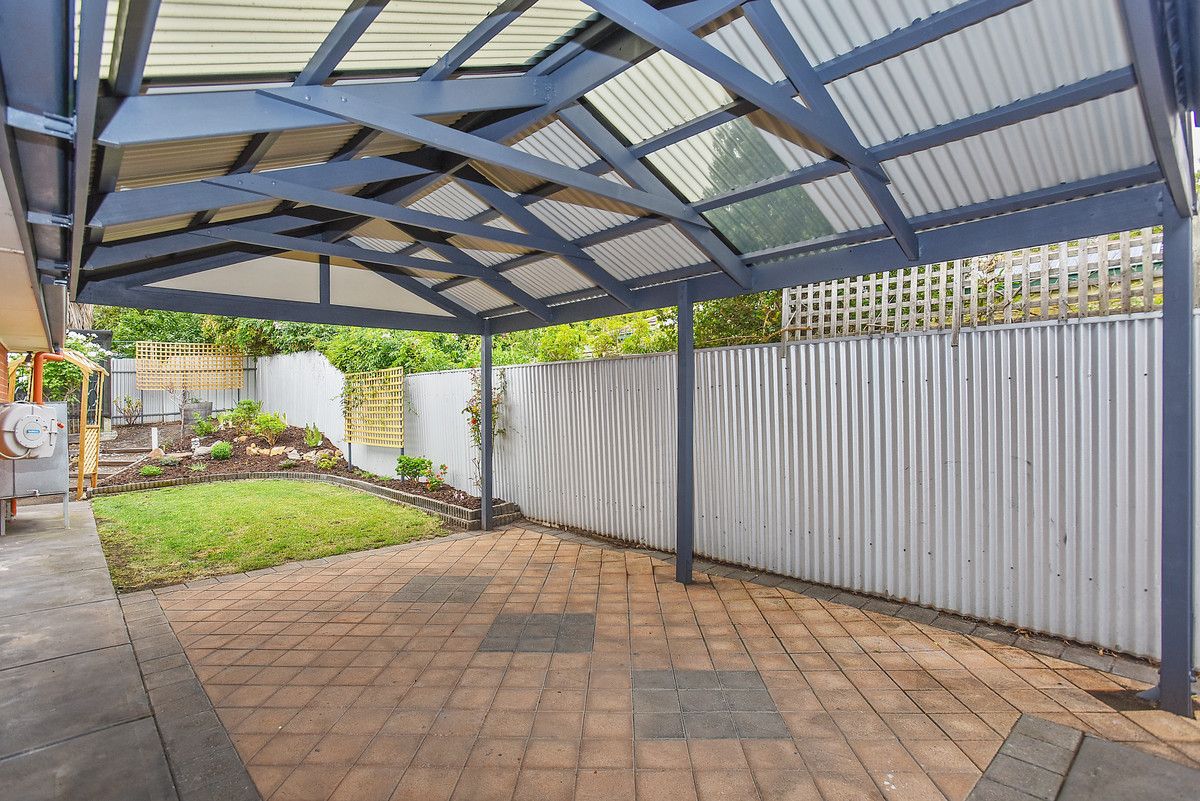 2/10 Tangara Drive, Aberfoyle Park SA 5159, Image 2