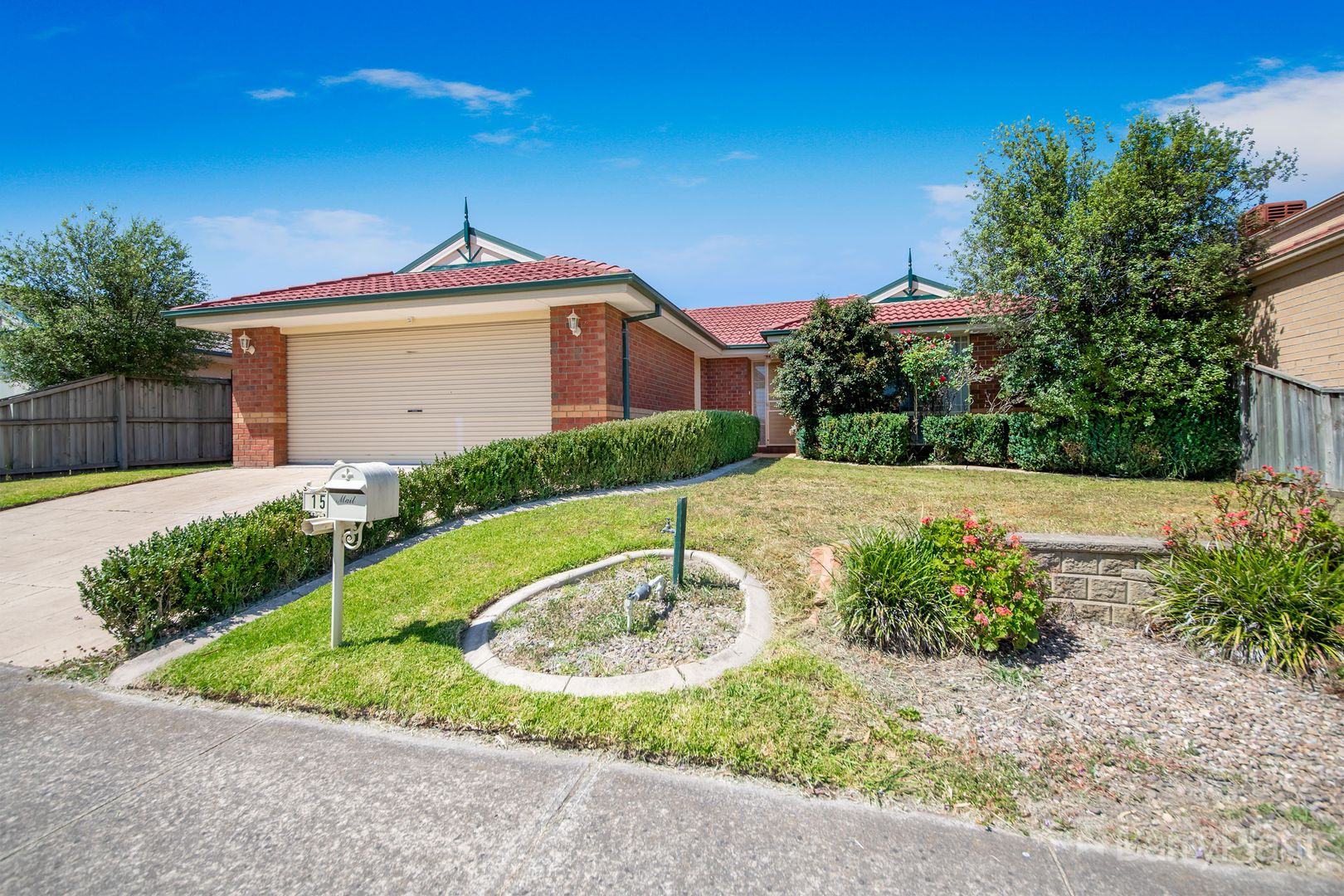 15 St Georges Road, Narre Warren South VIC 3805
