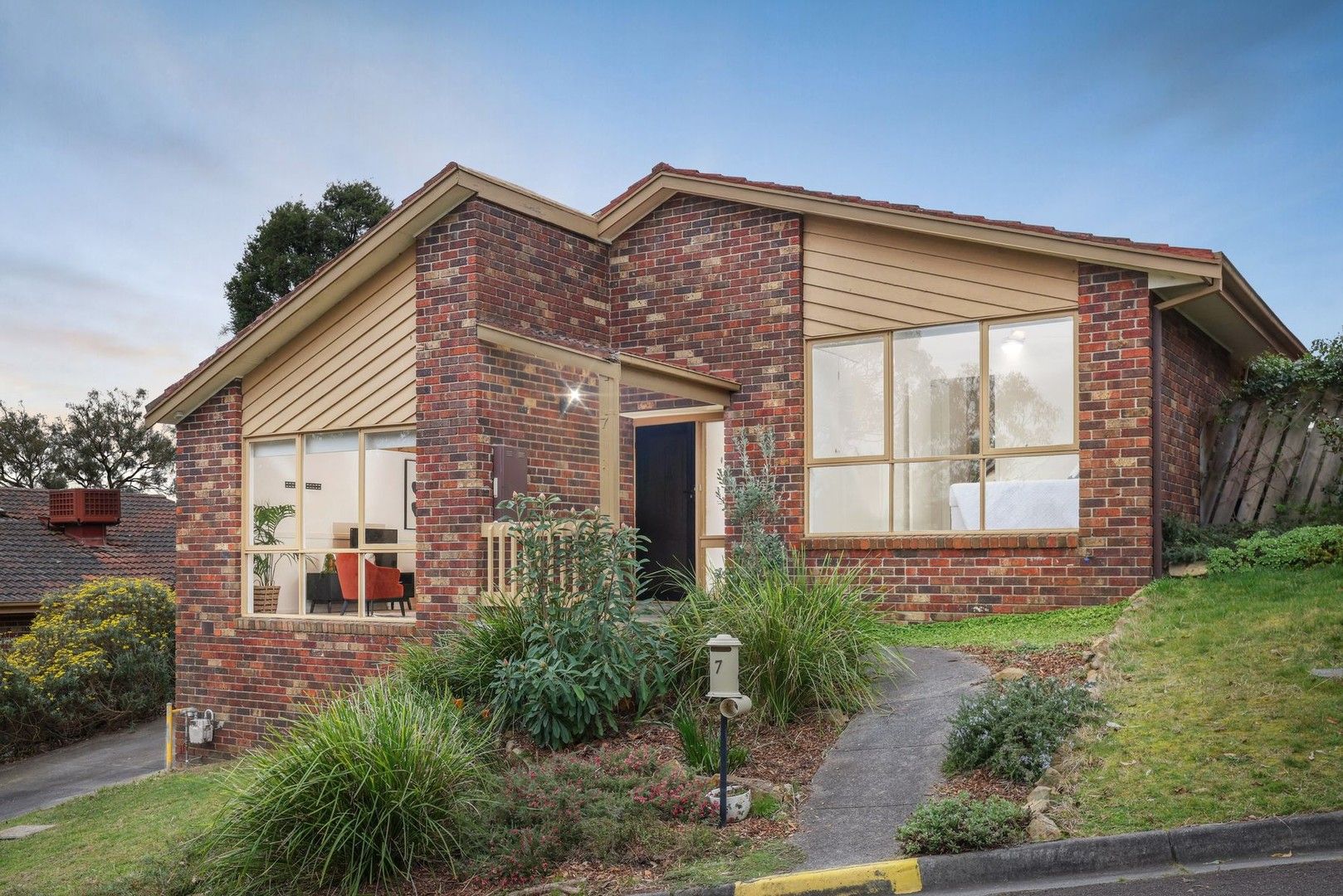 3 bedrooms House in 7 Debson Close BORONIA VIC, 3155