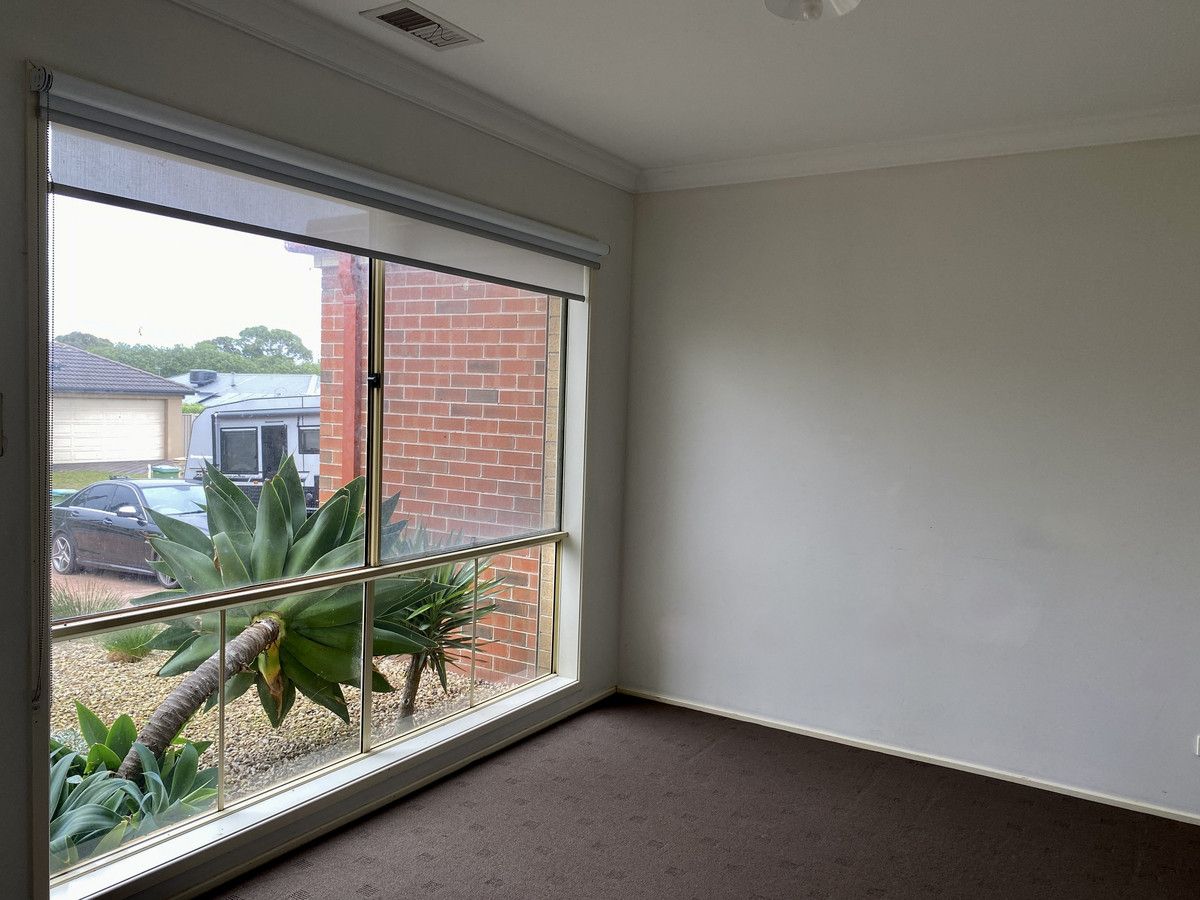 8 Somerset Place, Safety Beach VIC 3936, Image 2