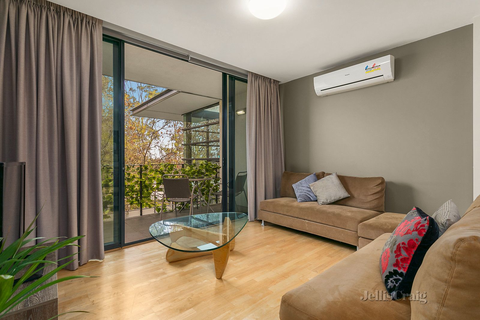 27/200 Smithfield Road, Flemington VIC 3031, Image 1