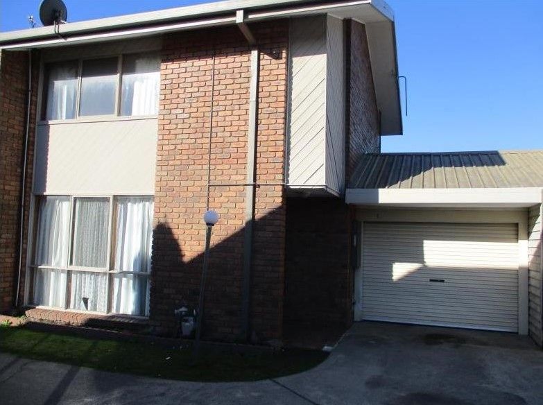 2 bedrooms Apartment / Unit / Flat in 2/2 Opal Place MORWELL VIC, 3840
