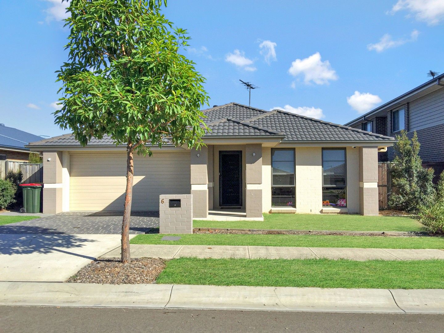 3 bedrooms House in 6 Muscari Street THE PONDS NSW, 2769