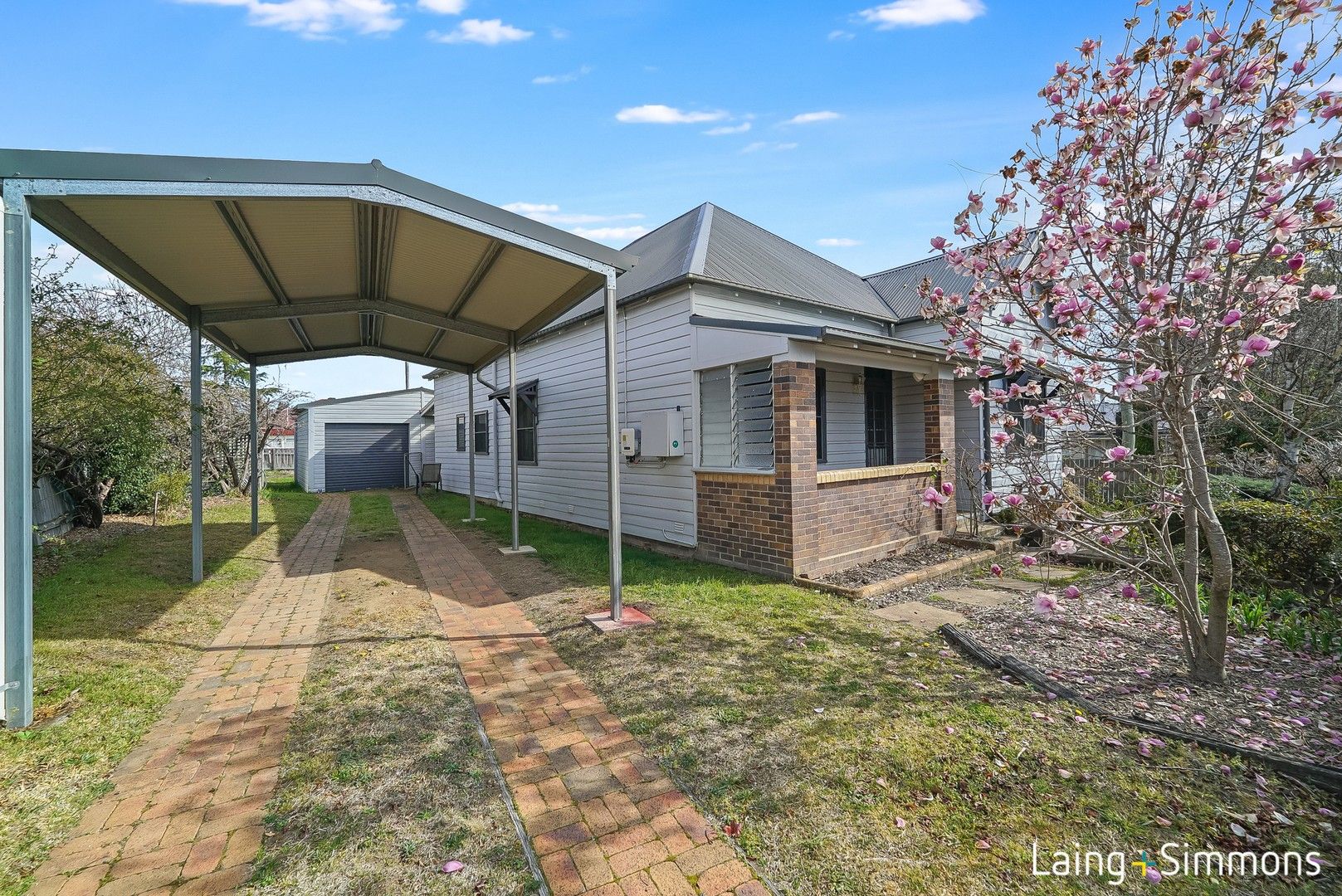 3 bedrooms House in 96 O'dell Street ARMIDALE NSW, 2350