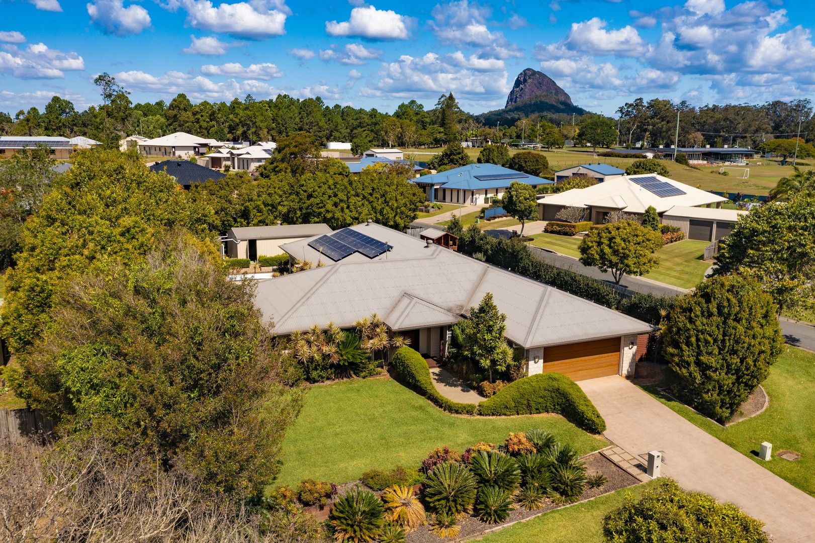 5 bedrooms House in 29 Endeavour Bark Drive GLASS HOUSE MOUNTAINS QLD, 4518