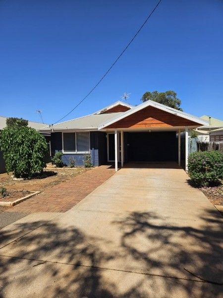 4 bedrooms House in 9 Campbell Street KALGOORLIE WA, 6430