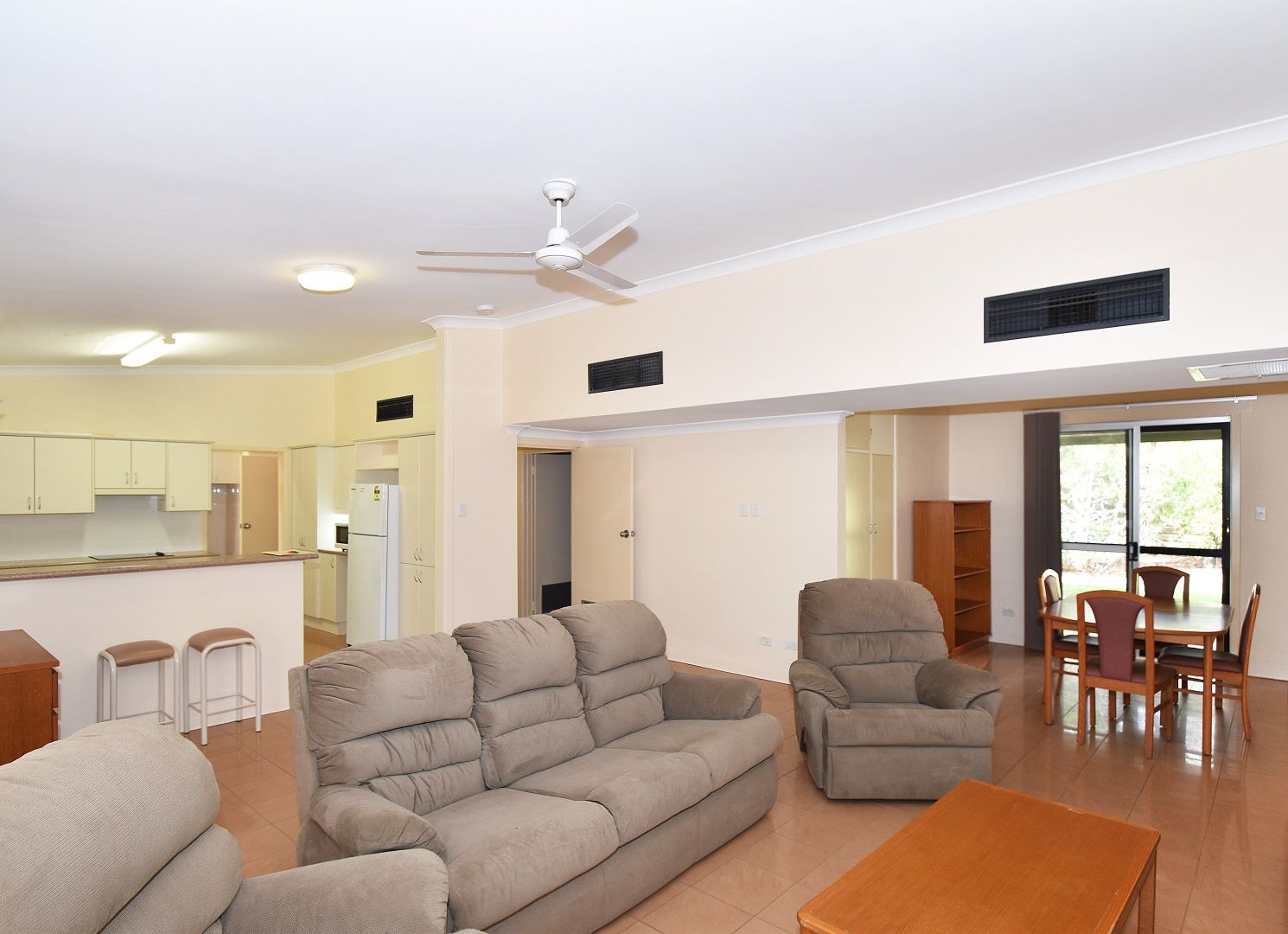 8 Forrest Crescent, Gillen NT 0870, Image 1