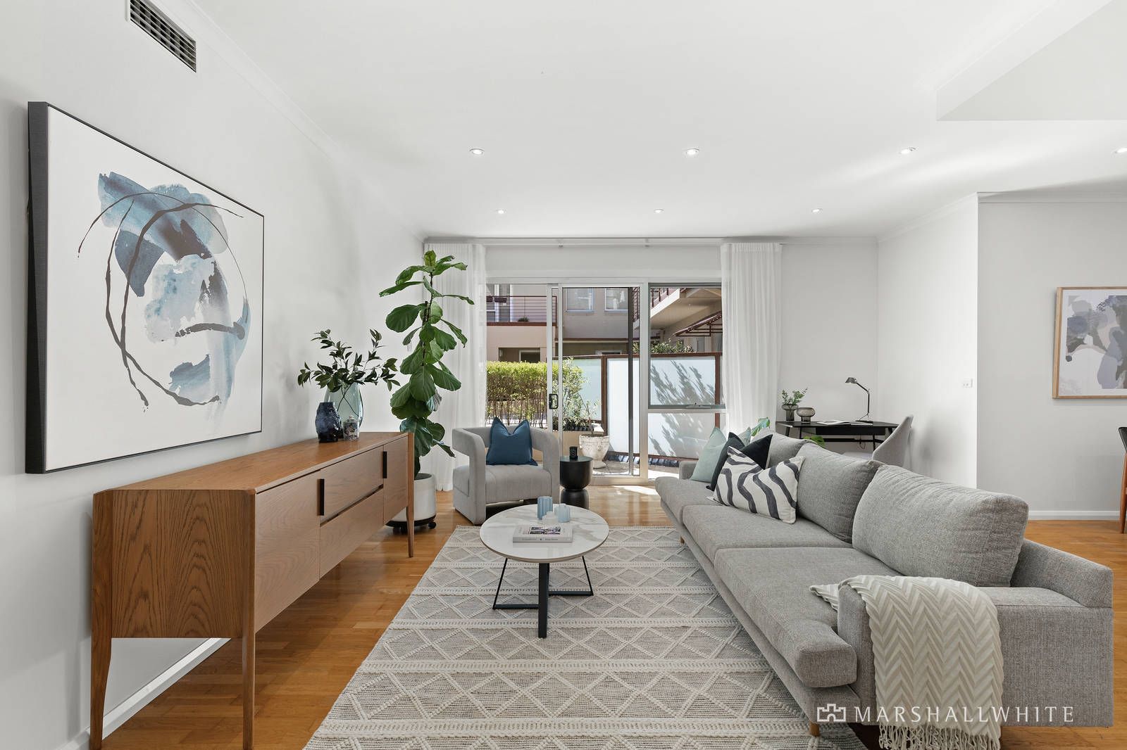 3 bedrooms Apartment / Unit / Flat in 15/1 Muir Street HAWTHORN VIC, 3122