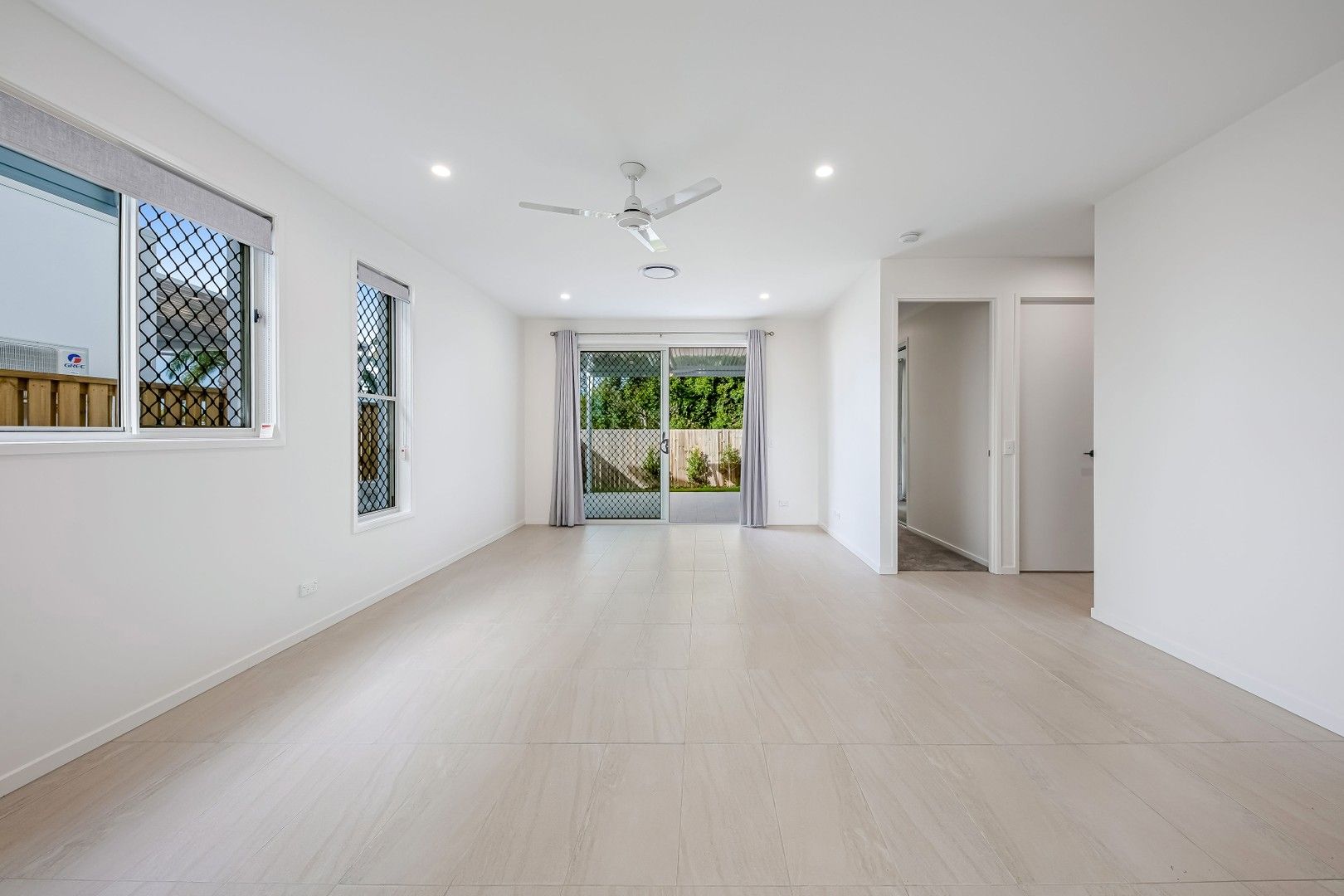 4 bedrooms House in 528/23 Broadwater Avenue West MAROOCHYDORE QLD, 4558