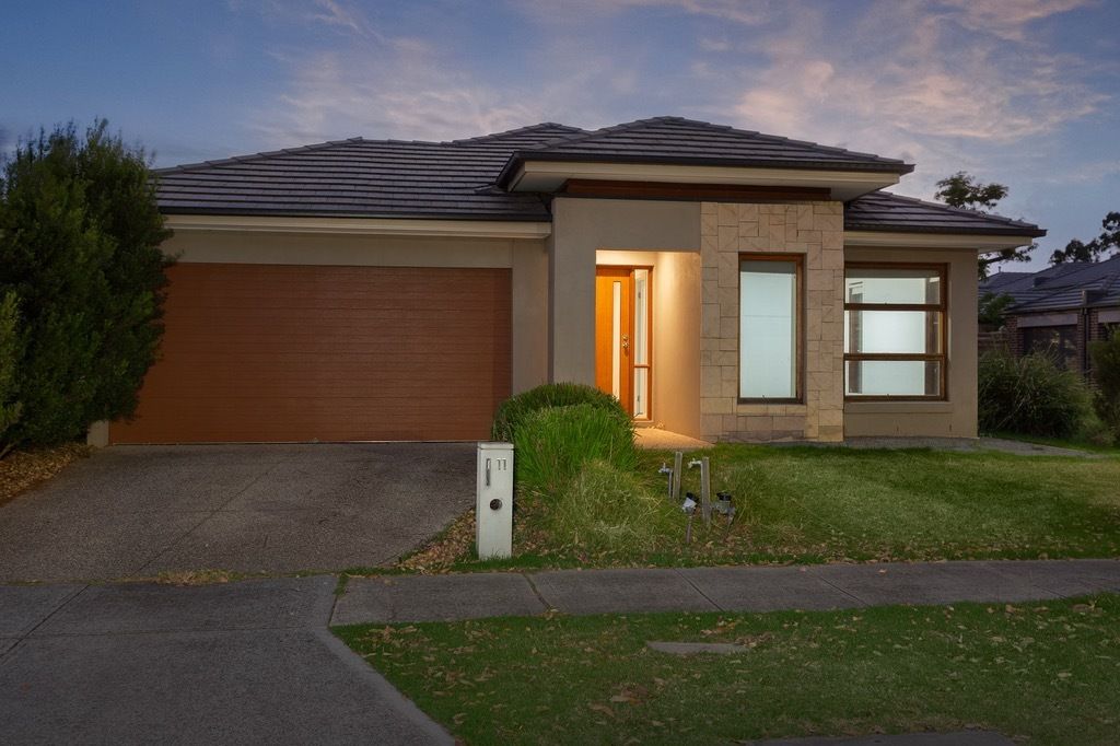 11 Glenfern Street, Keysborough VIC 3173, Image 0