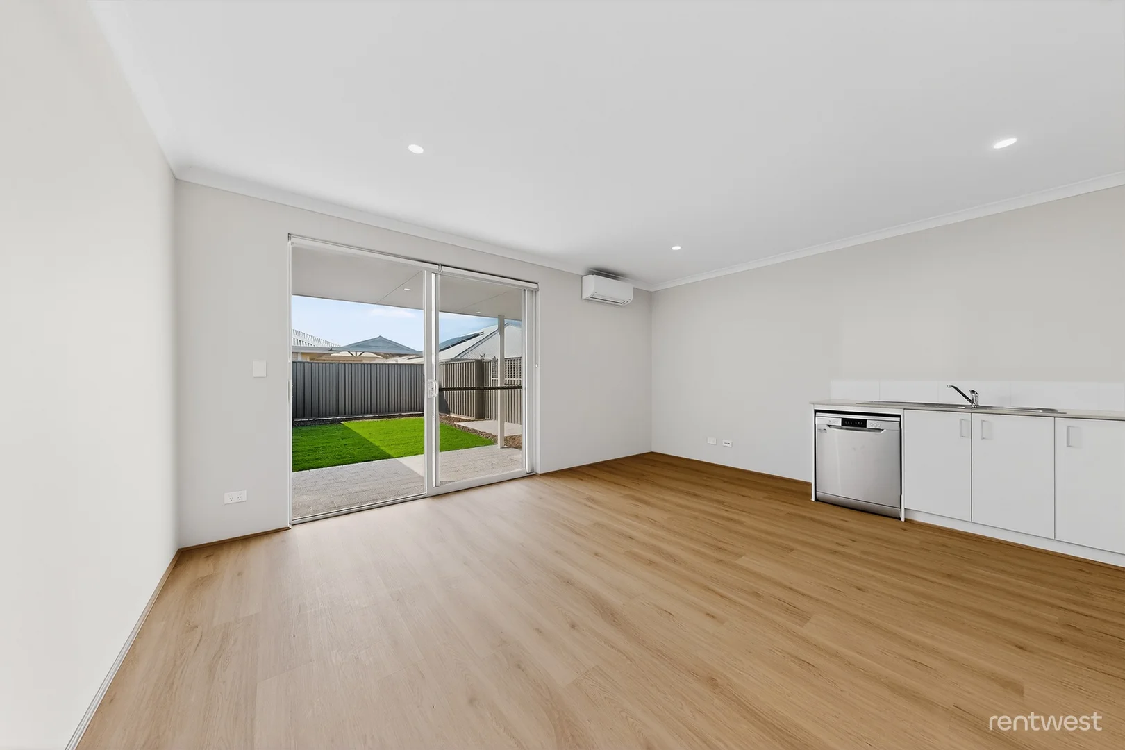 Additional image 3 of 9 Kembla Wy, Lakelands WA 6180