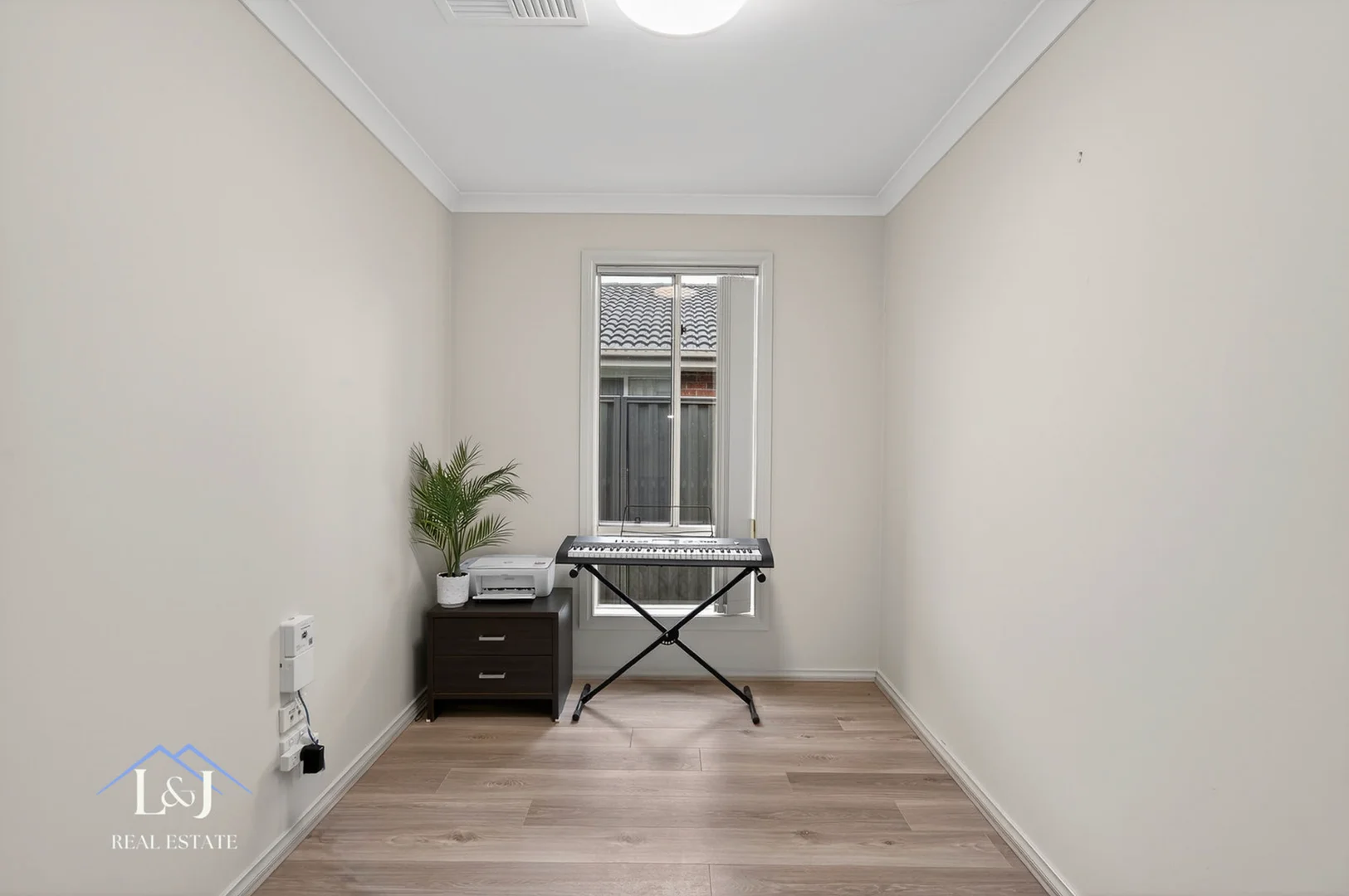 Additional image 3 of 12 CHESTNUT CHASE, Pakenham VIC 3810