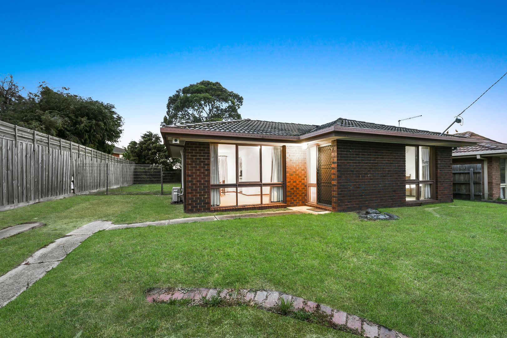 31 Leopold Crescent, Hampton Park VIC 3976, Image 1