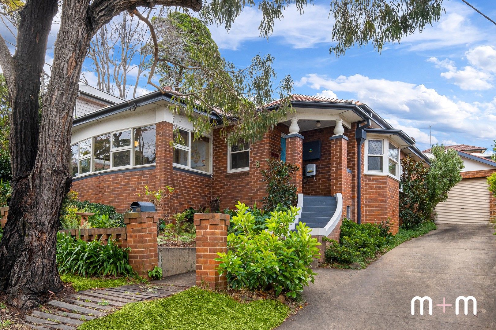 8 Sea View Road, Wollongong NSW 2500, Image 0