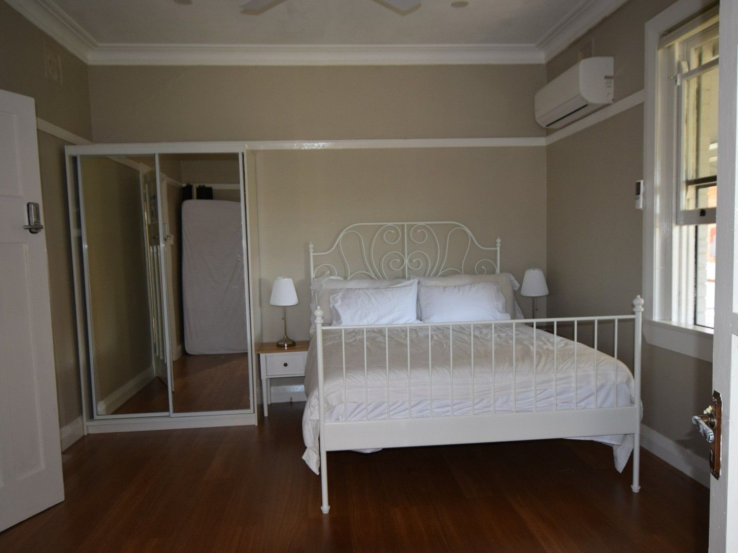 Room 1/14 Spring Street, Young NSW 2594, Image 1
