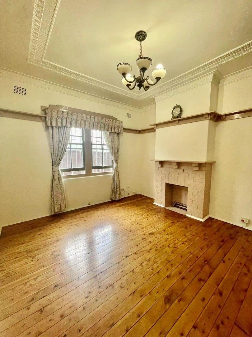 2 bedrooms Apartment / Unit / Flat in 4 Park Road BURWOOD NSW, 2134
